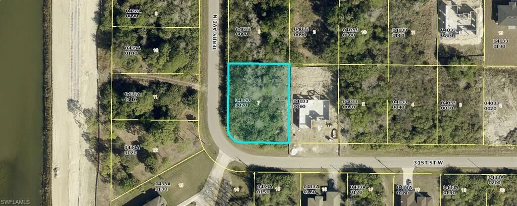 Property Photo: 3322 31st St W FL 33971