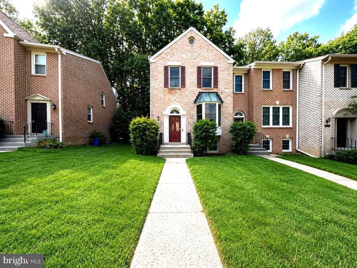 Property Photo:  10651 Pine Haven Terrace  MD 20852 