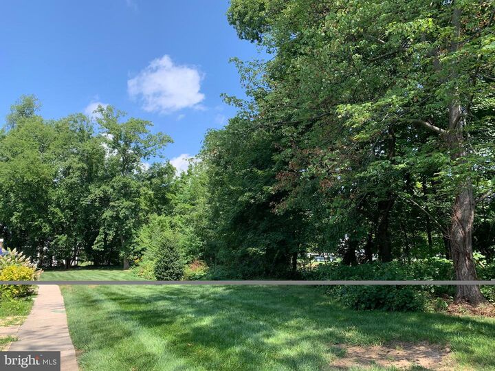 Property Photo: 714 Middleton Place PA 19403