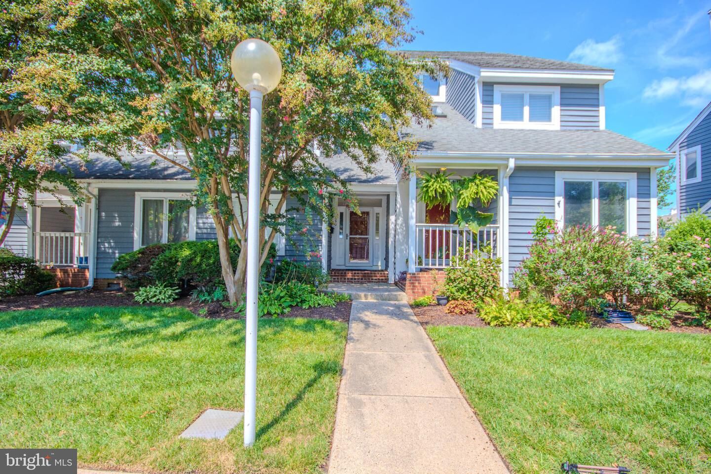 Property Photo:  650 River Oak Court B-10 B  MD 21801 
