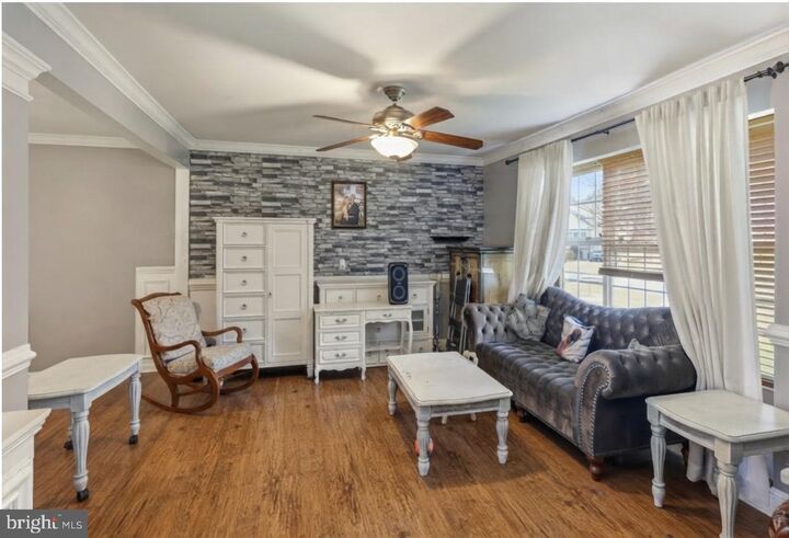 Property Photo:  914 Schuyler Place  NJ 08012 