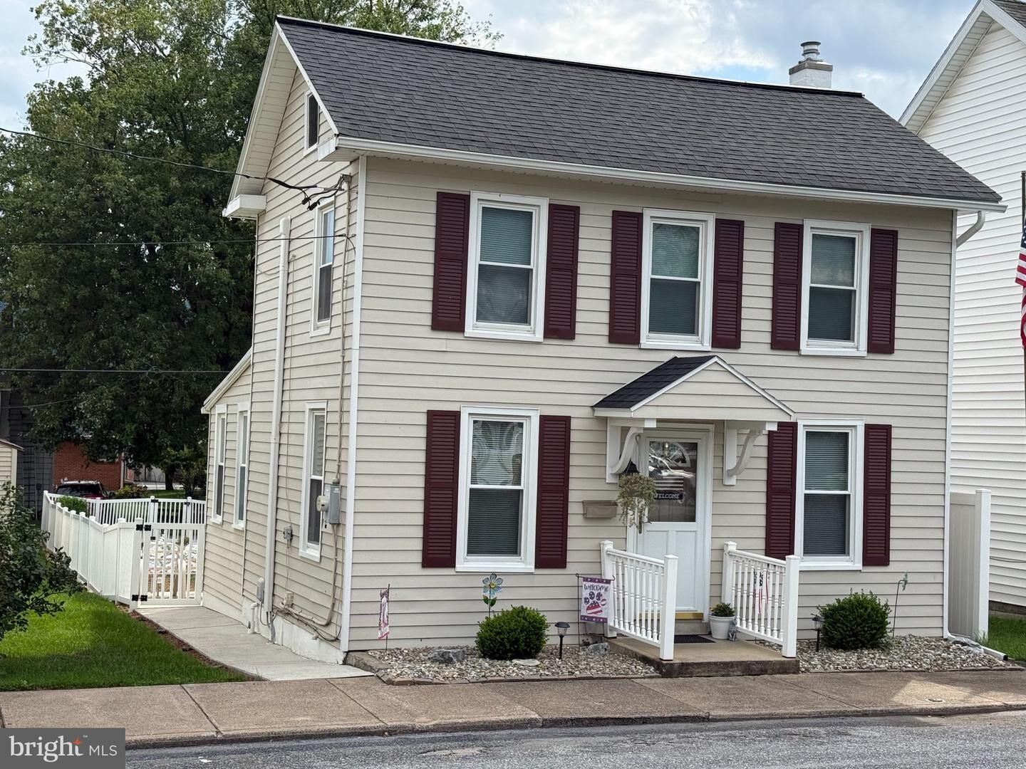 Property Photo: 185 Market Street PA 17034