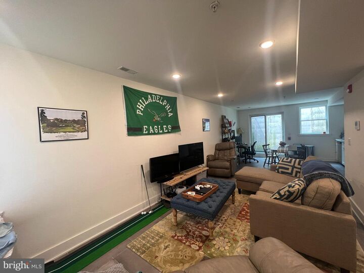 Property Photo:  1824 Ridge Avenue 1  PA 19130 