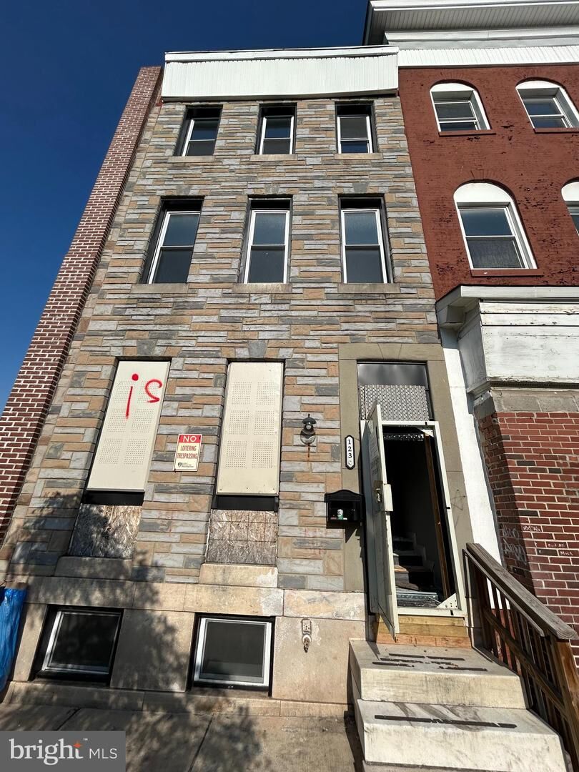 Property Photo: 1230 N Caroline Street MD 21213