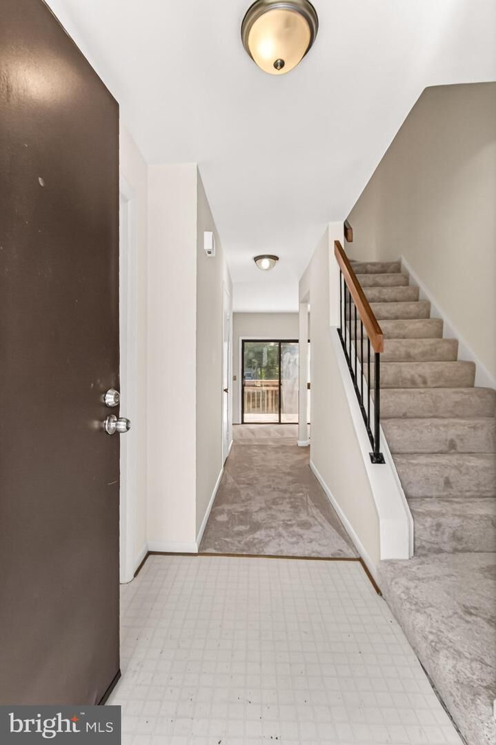 Property Photo:  11859 Coopers Court  VA 20191 