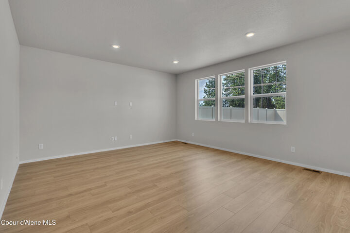 Property Photo: 5439 W Homeward Bound Blvd ID 83815