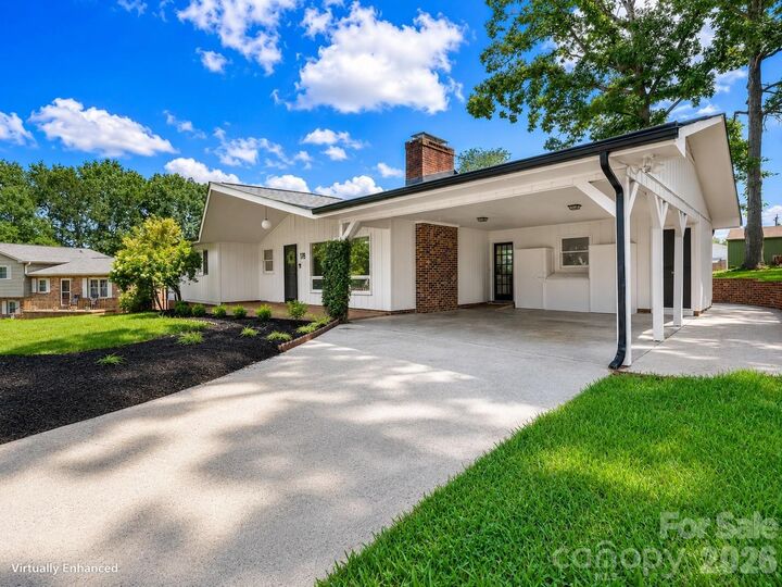 Property Photo: 178 Trailwood Drive NC 28043