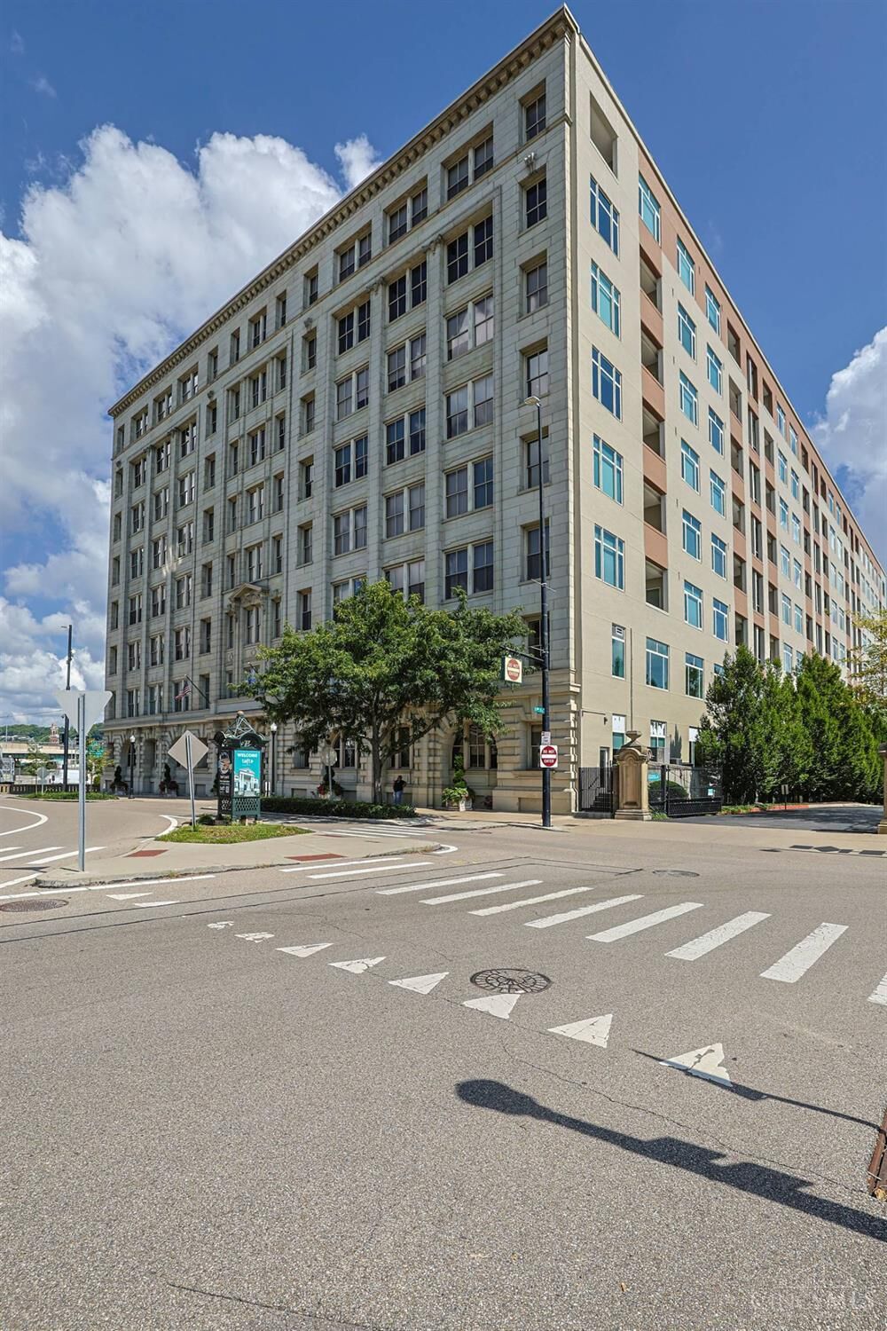 Property Photo: 400 Pike Street OH 45202