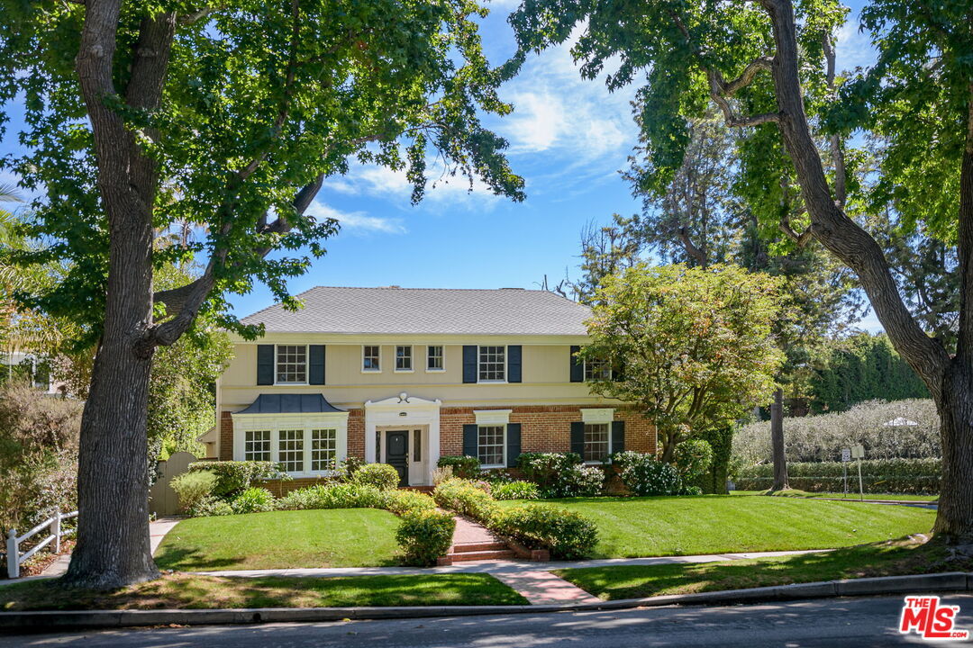 Property Photo:  336 Loring Ave  CA 90024 
