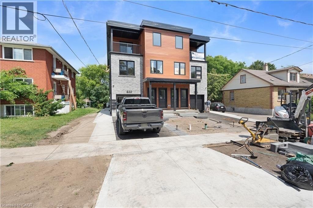 Property Photo: 220 Heiman Street 4 ON N2M 3M3