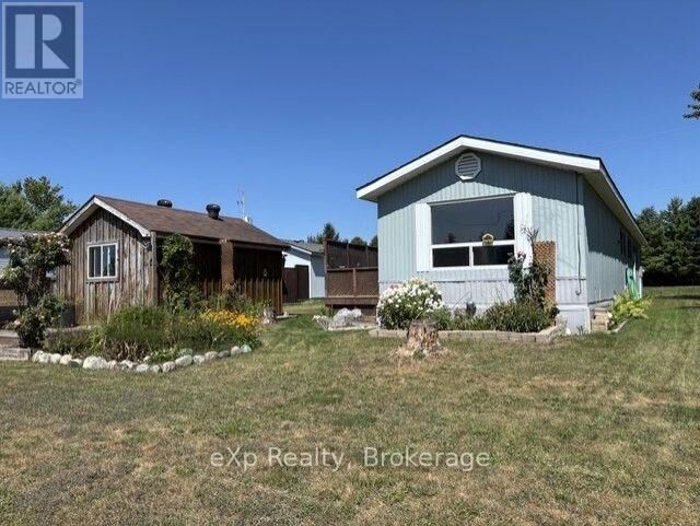 Property Photo:  230 4 Corners 4  ON N0G 1J0 