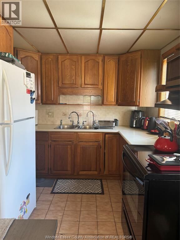 Property Photo: 1310 Askin Avenue ON N9B 2Y1