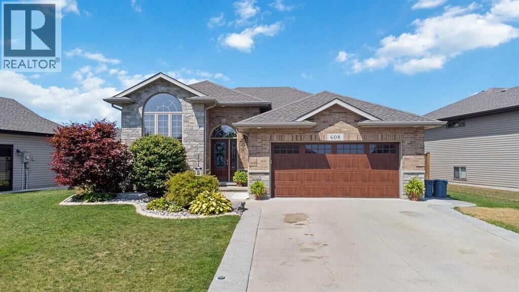 Property Photo:  608 Spokane Boulevard  ON N0N 1G0 