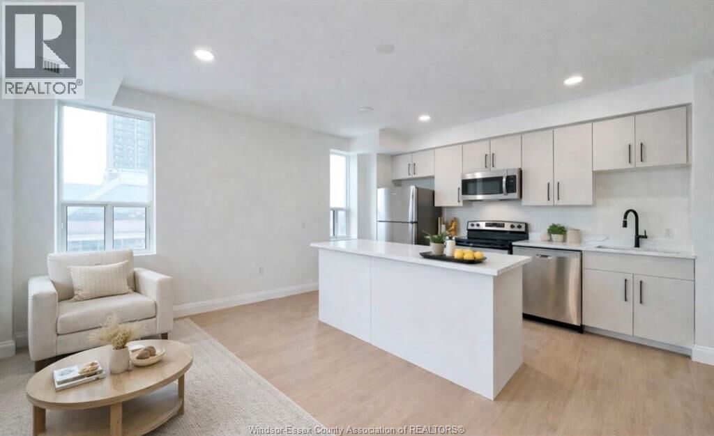 Property Photo:  267 Pelissier Street 401  ON N9A 4K2 