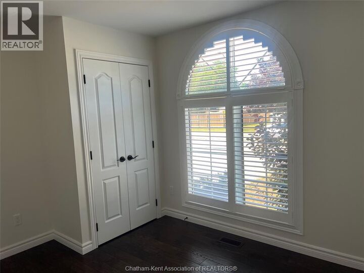 Property Photo:  9 Notre Dame Street North  ON N0P 1Z0 