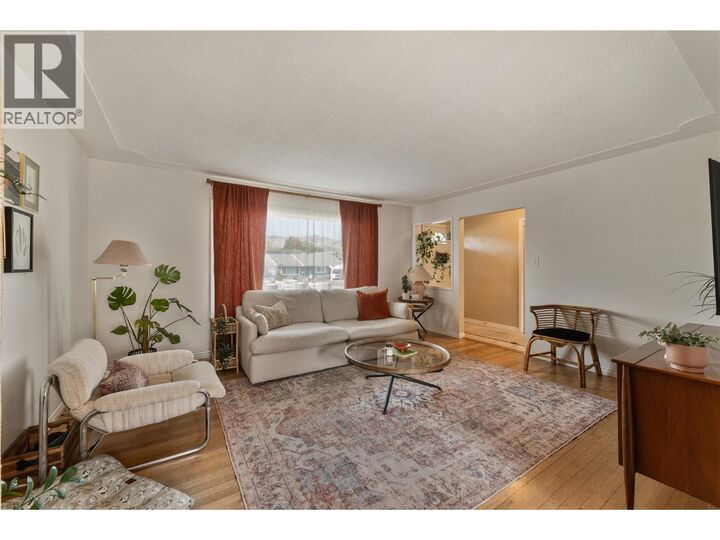 Property Photo: 811 Martin Avenue BC V1Y 6V4