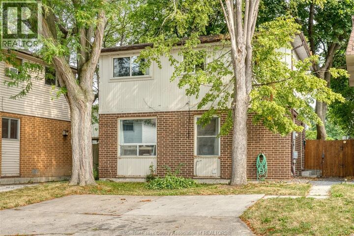 Property Photo:  9370 Aire Court  ON N8S 4E6 