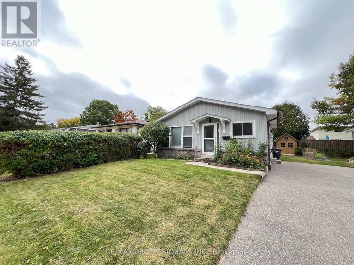 Property Photo:  373 West Acres Drive  ON N1H 7B3 