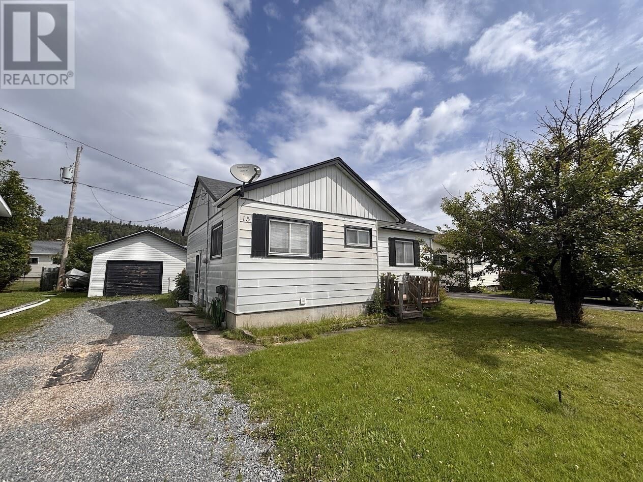 Property Photo:  15 Falcon Ave  ON P0T 2C0 