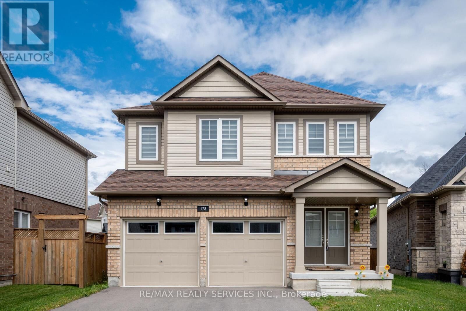 Property Photo: 178 Tumblewood Place ON L3B 0J3