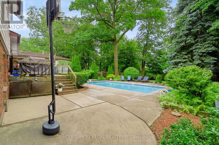 Property Photo: 5324 Linbrook Road ON L7L 3T9