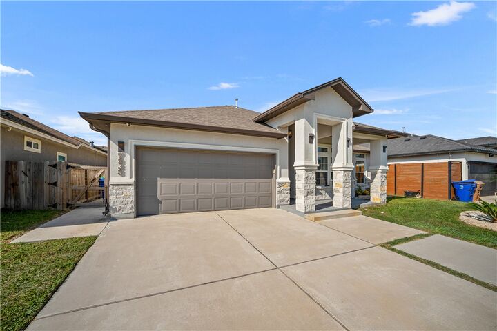 Property Photo: 7233 Latitude Street TX 78414