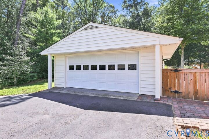 Property Photo: 10323 Accotink VA 23005