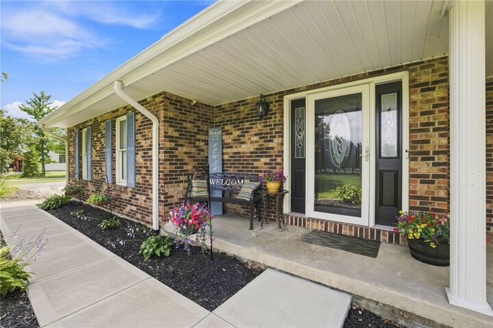 Property Photo: 5465 Princeton Road OH 45011