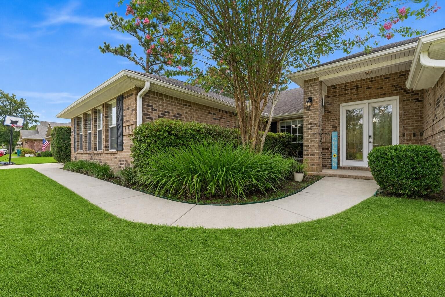 Property Photo:  5925 Wind Trace Road  FL 32536 