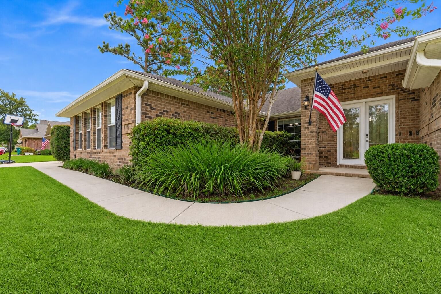 Property Photo:  5925 Wind Trace Road  FL 32536 