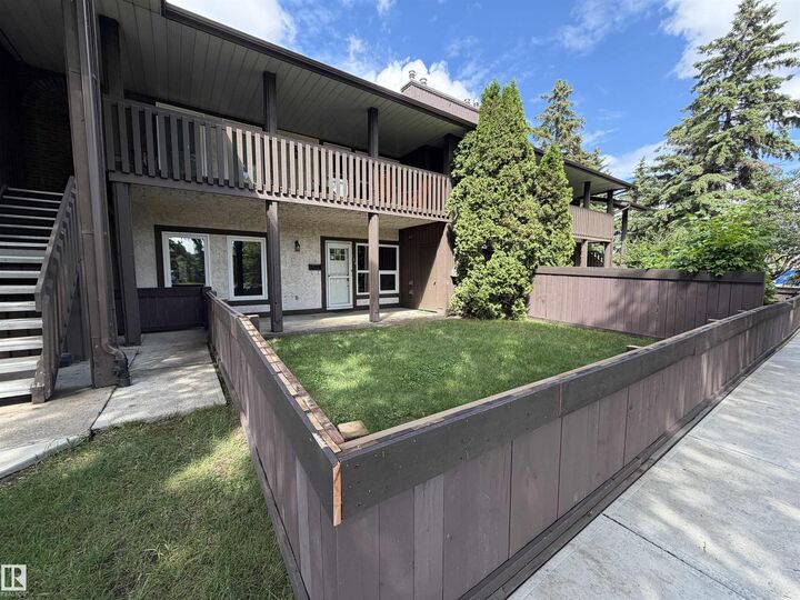 164 Surrey Gardens NW — photo 1