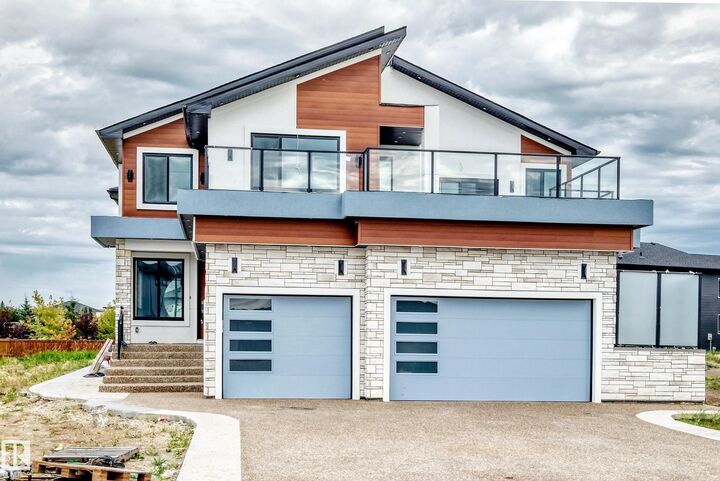 Property Photo: 6111 27 Street NE AB T0C 2K0