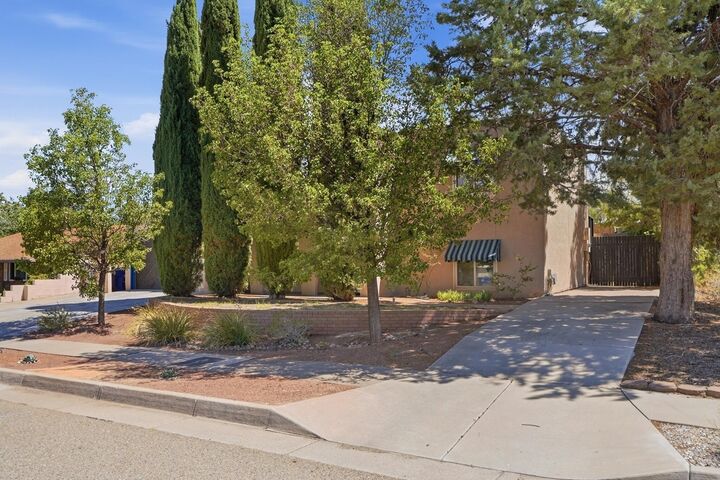 Property Photo:  5504 Cancelar Drive NE  NM 87111 