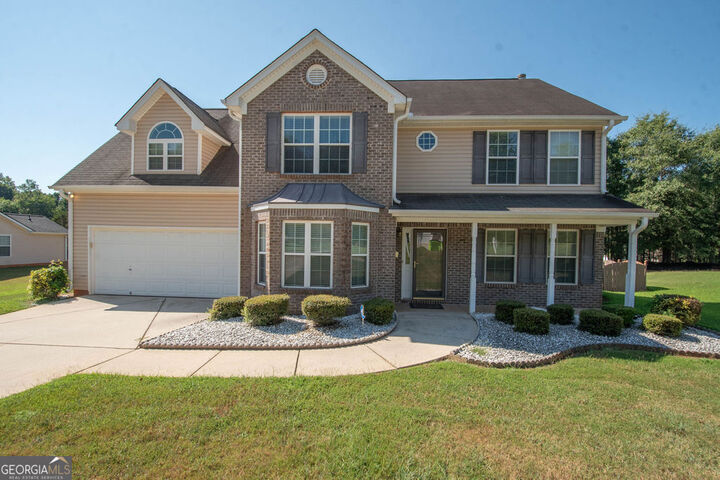 Property Photo:  136 Peachtree Glenn Drive  GA 30294 