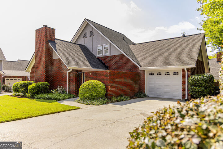Property Photo:  2 Robin St 5  GA 30165 