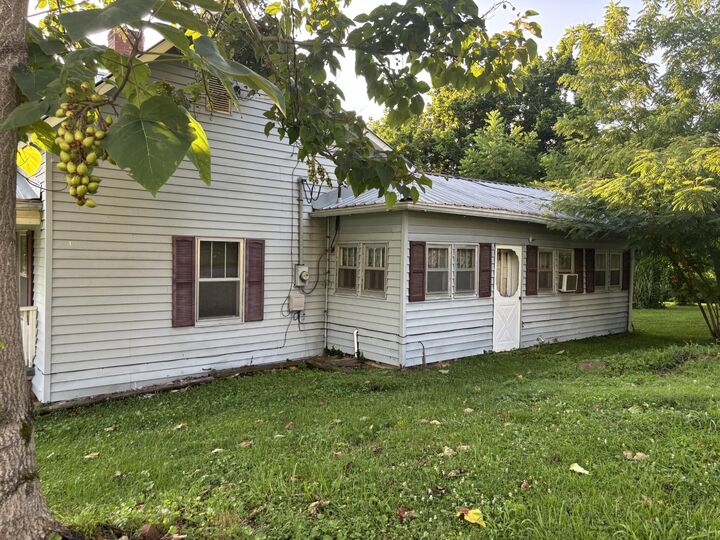 Property Photo:  463 E Illinois Avenue  TN 37397 