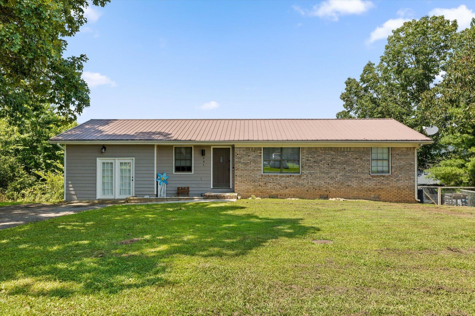 Property Photo: 481 McDowell Road TN 37327