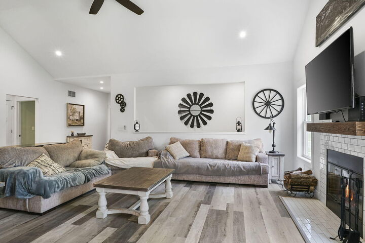 Property Photo:  1305 Roosevelt Road  IN 46383 