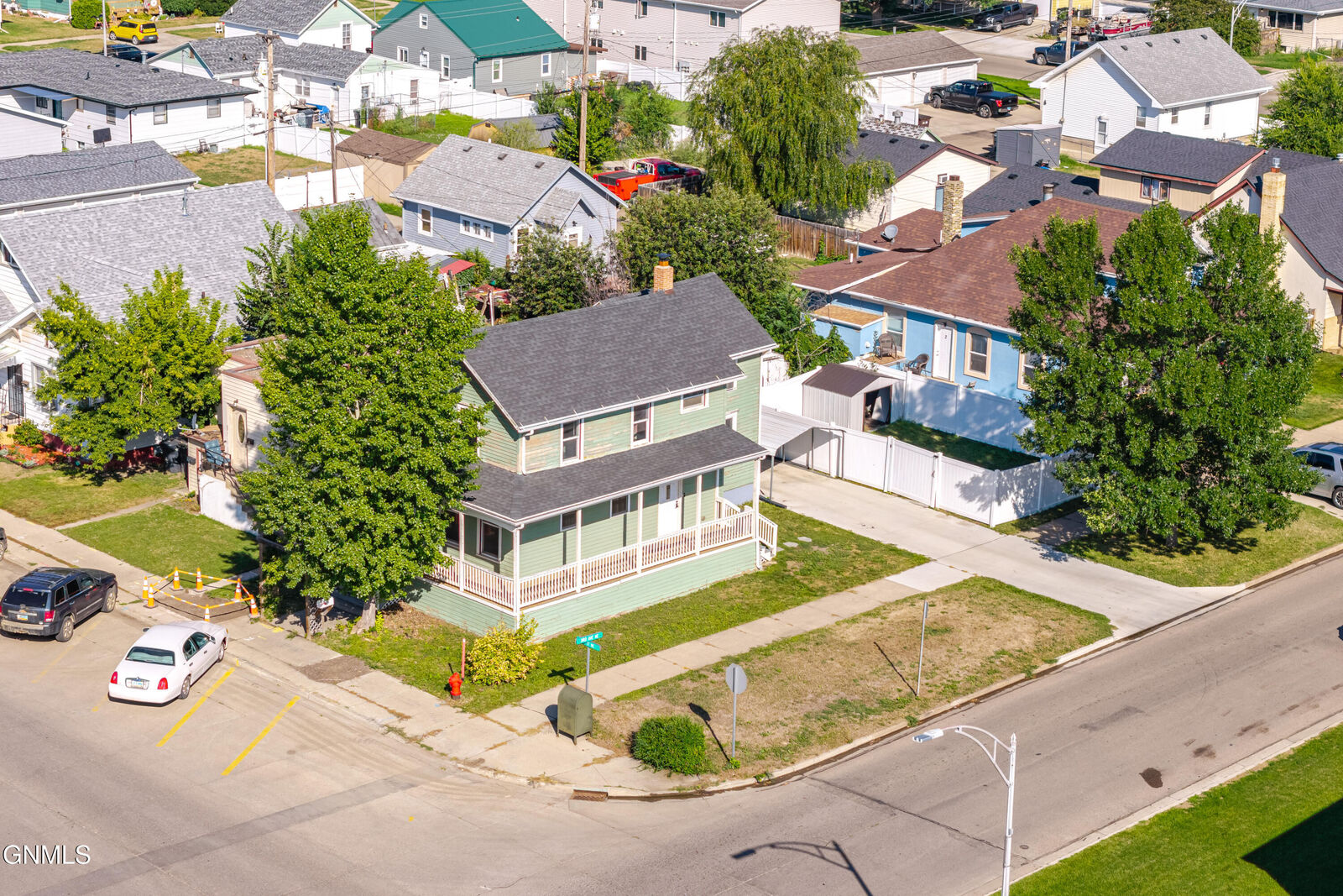 Property Photo:  310 1st Avenue NE  ND 58554 