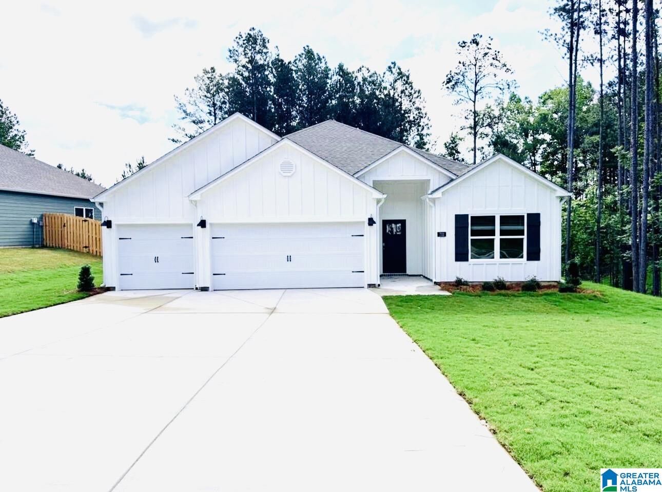 Property Photo: 732 Empire Avenue AL 35043