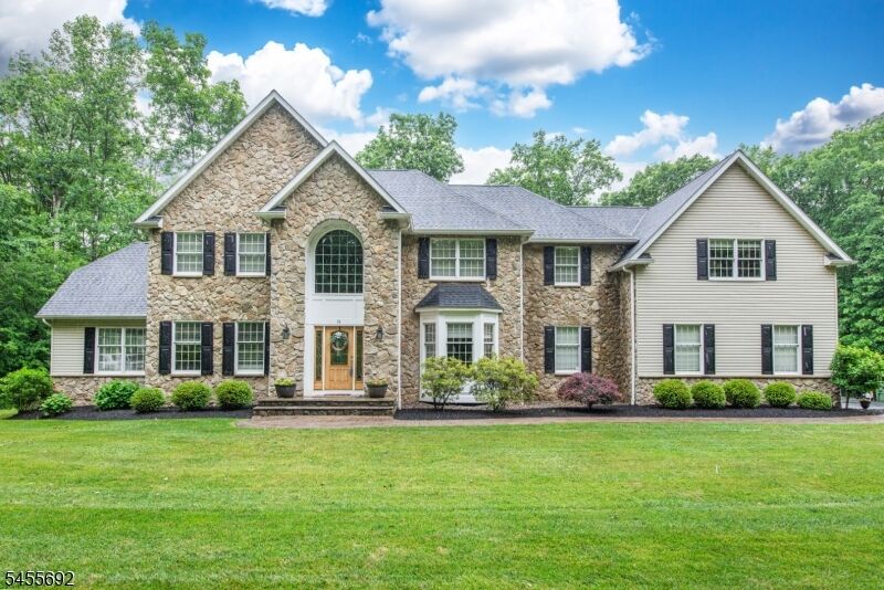 Property Photo:  18 Stoneybrook Road  NJ 07853 
