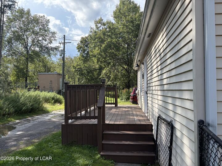 Property Photo: 1048 Lower Demunds Road PA 18612