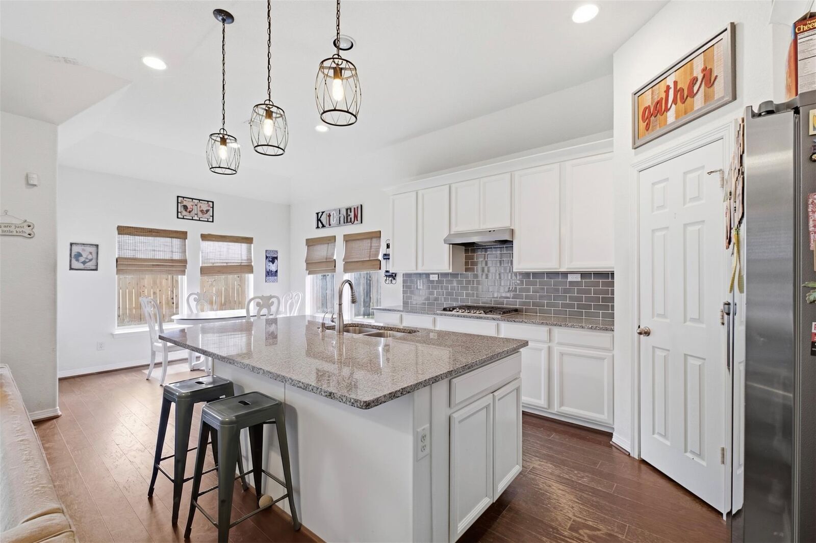 Property Photo: 3118 Frost Corner Place TX 77406