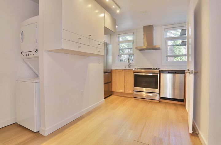 Property Photo: 432 2nd St 1 NJ 07302