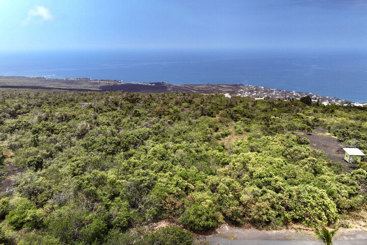Property Photo:  Maunaloa Ave  HI 96704 