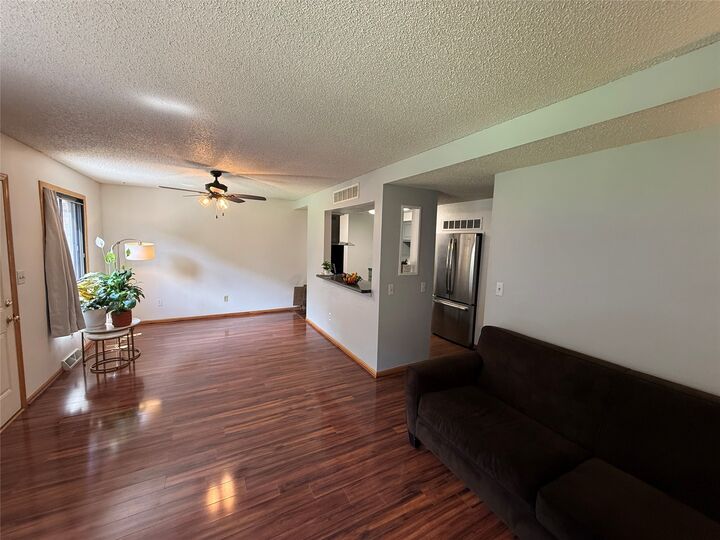 Property Photo: 5118 Bel Aire Road IA 50310