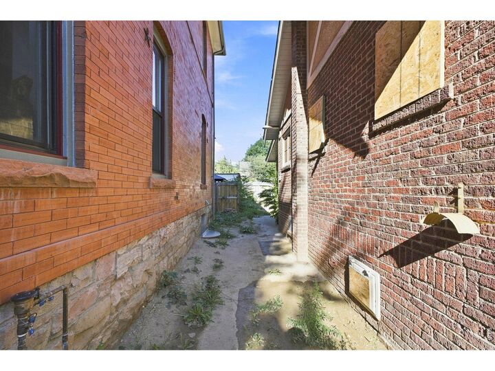 Property Photo: 1445 Saint Paul St CO 80206