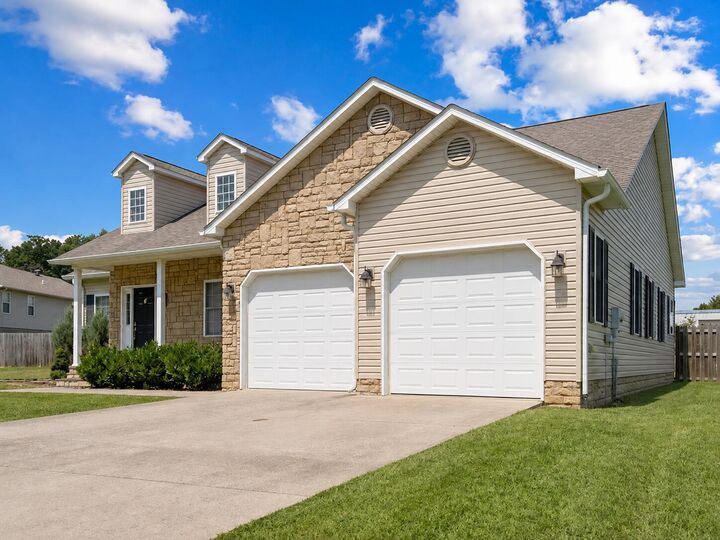 Property Photo:  82 Shadowbrook Drive  KY 40741 