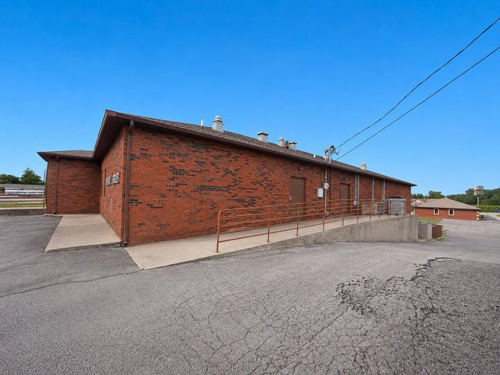 Property Photo:  2737 N Laurel Road  KY 40741 