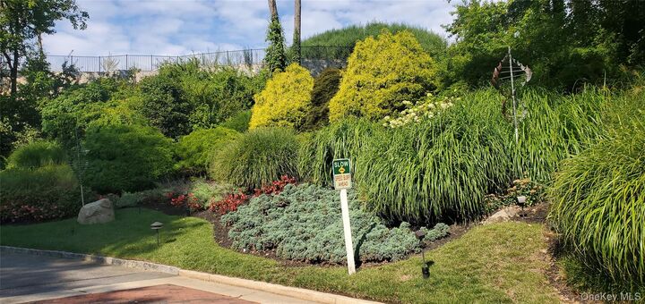 Property Photo: 192 Heron Lane NY 11030